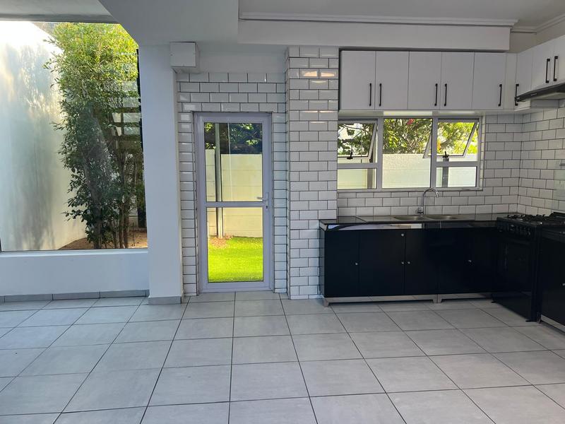 To Let 3 Bedroom Property for Rent in Claremont Western Cape